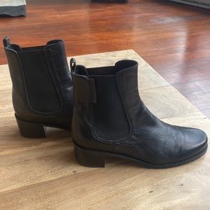Stuart Weitzman Chelsea Leather Bootie